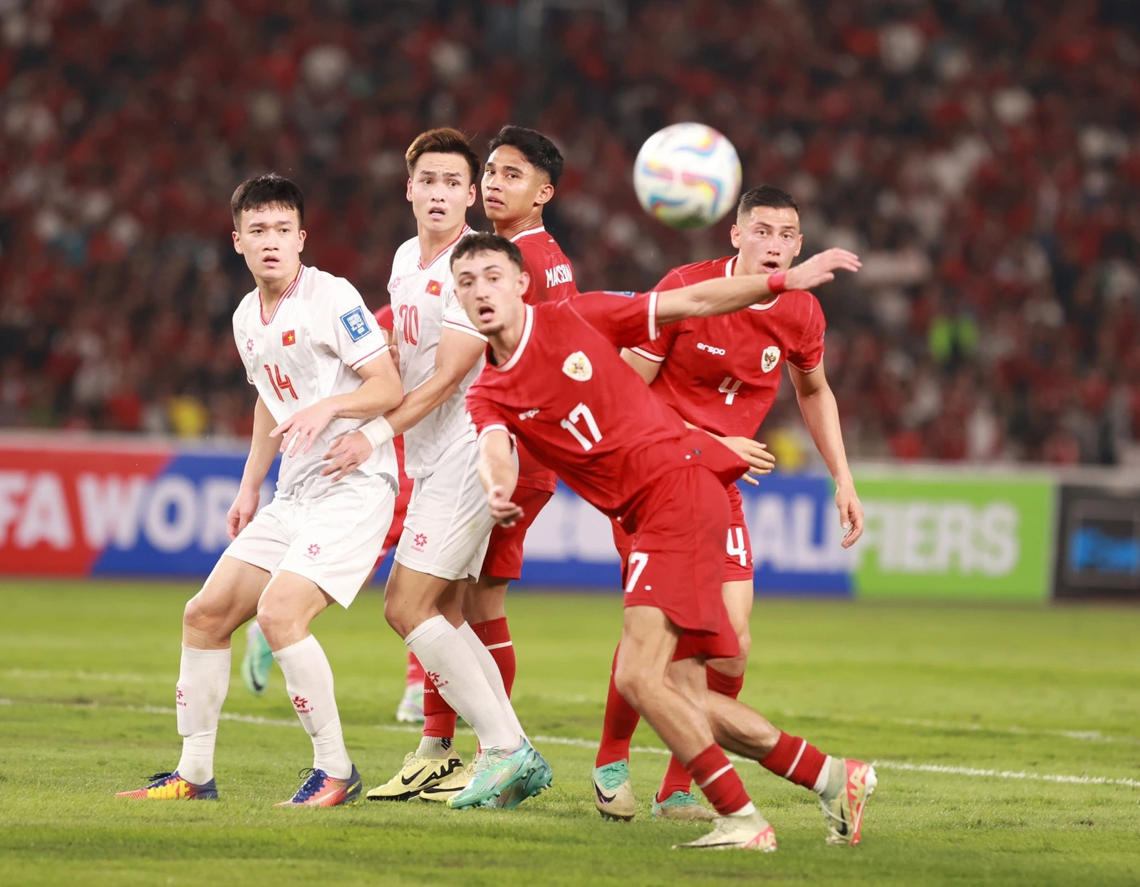 Soi Kèo Chuẩn Xác: Việt Nam Đối Đầu Indonesia – Vòng Loại World Cup 2026 (Ngày 19/01/2024) – Phân Tích Từ Ku Casino